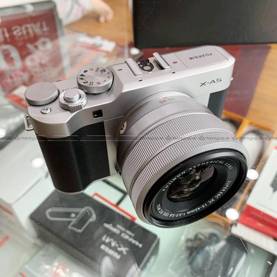 Fujifilm X-A5 KIT 15-45mm F/3.5-5.6 OIS PZ (used)